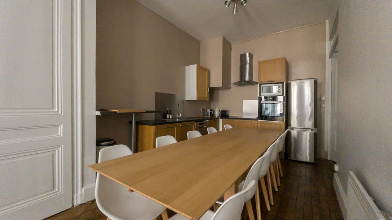 Dining table 