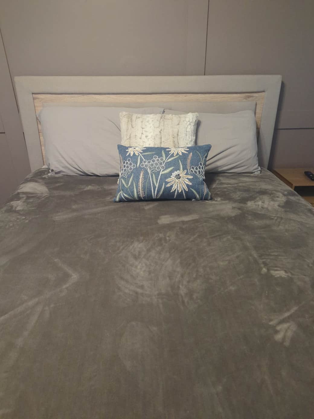 Bedroom 2 (2)