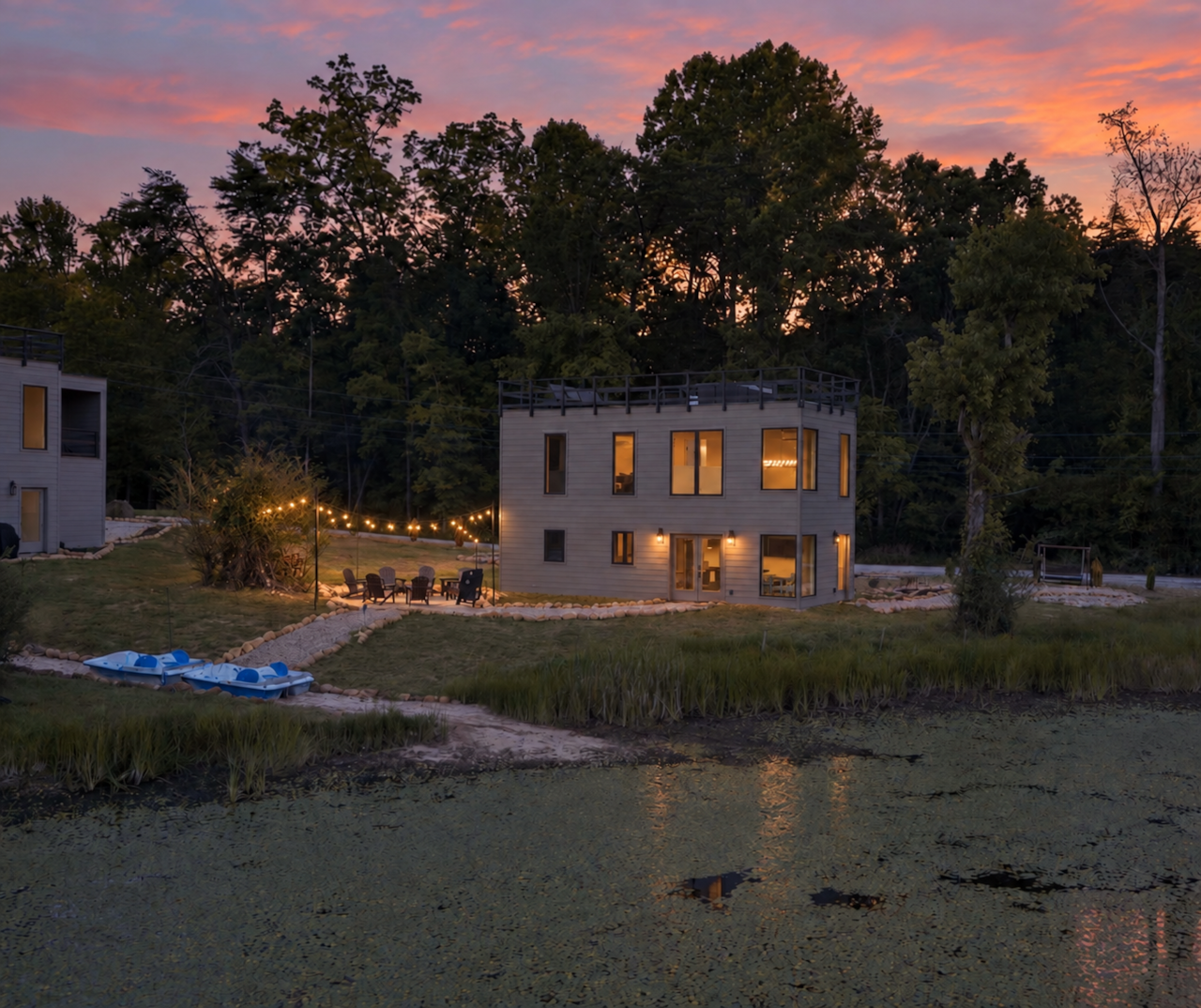 The Pier | Waterfront Property + Double Rooftop 