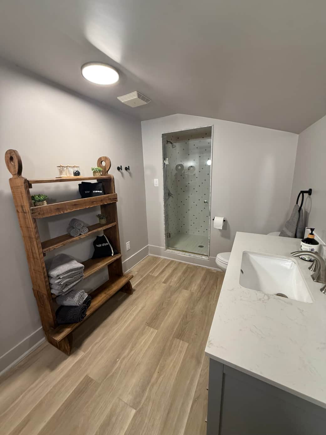 Upstairs bathroom