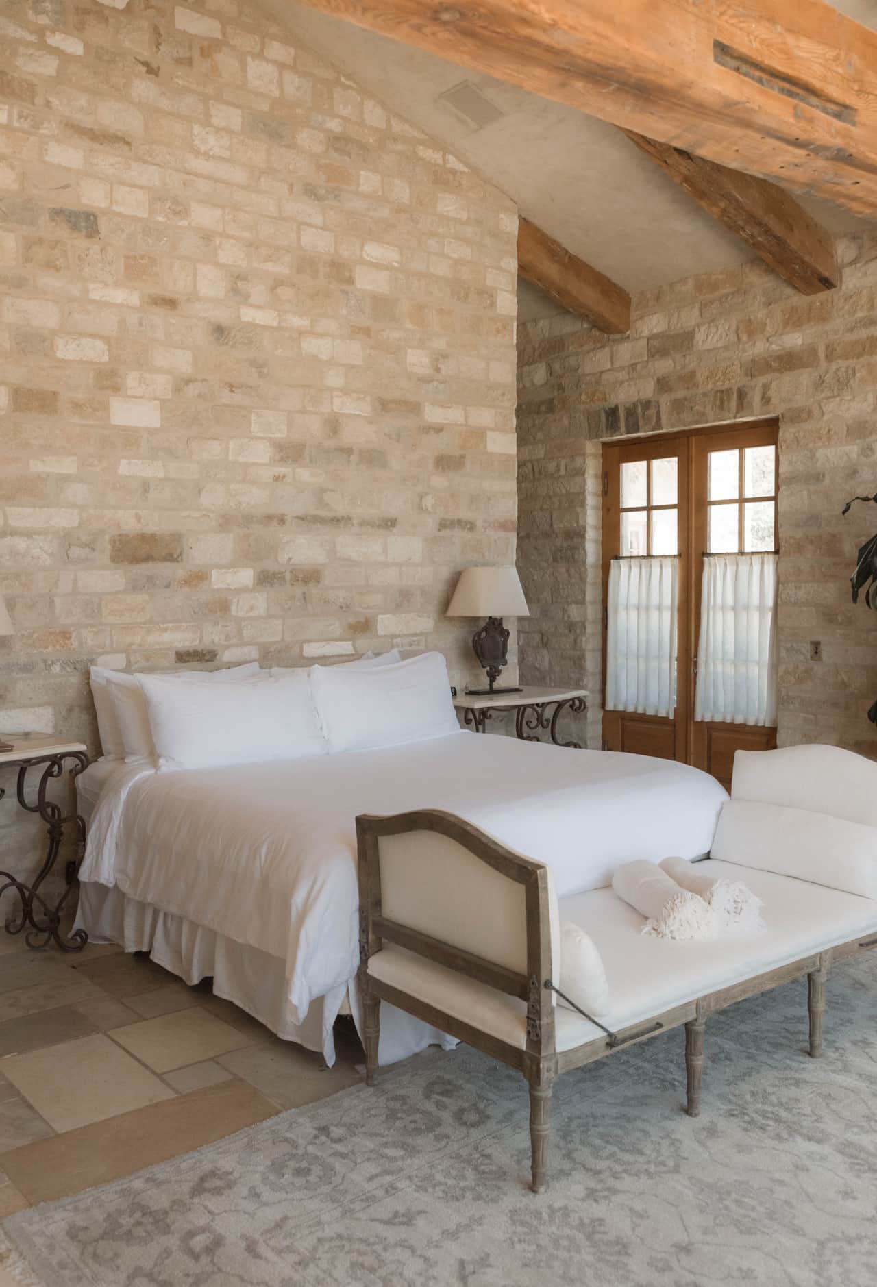 Provence Suite - Bedroom - 2d Fl