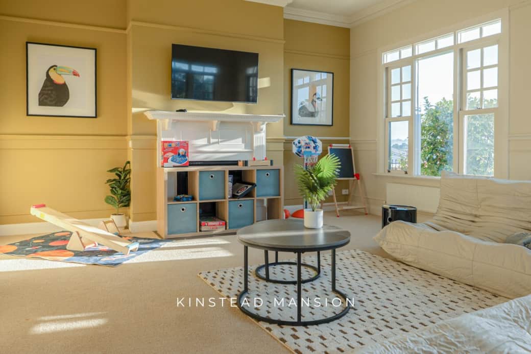 Kid’s playroom with more than 8 types of games! Kid’s playroom with more than 8 types of games!