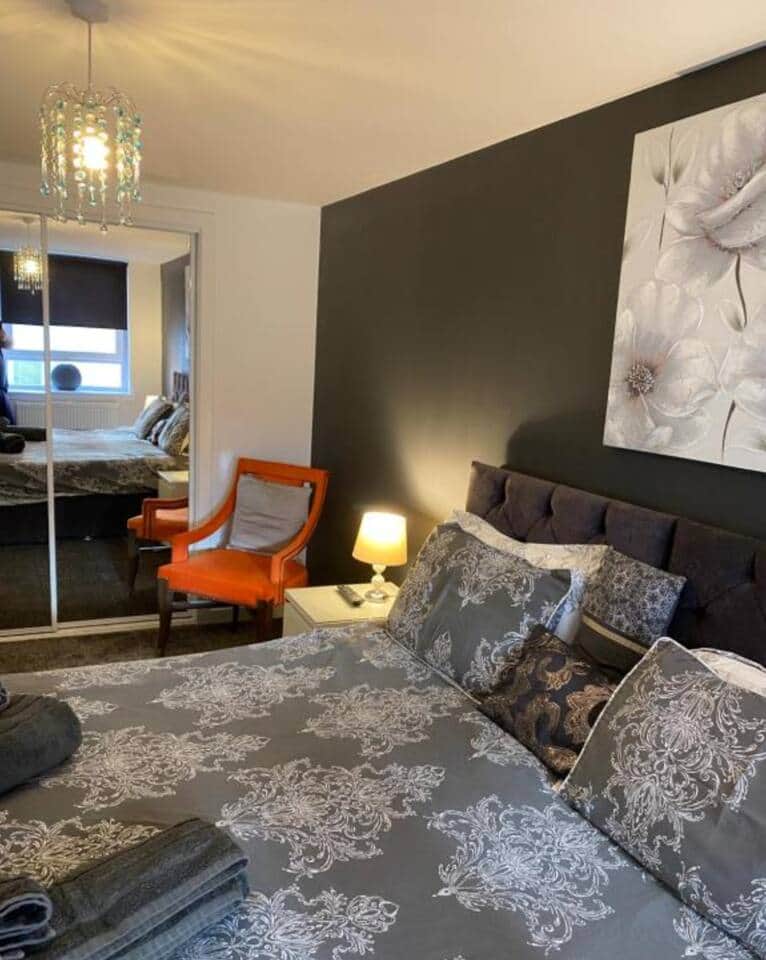 superking bedroom 1