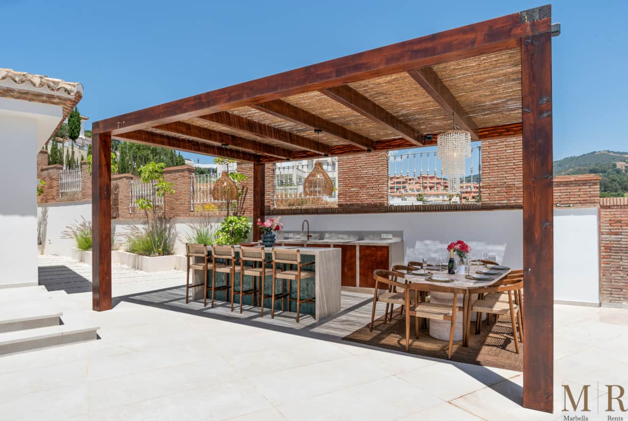 Brand new outdoor kitchen. 