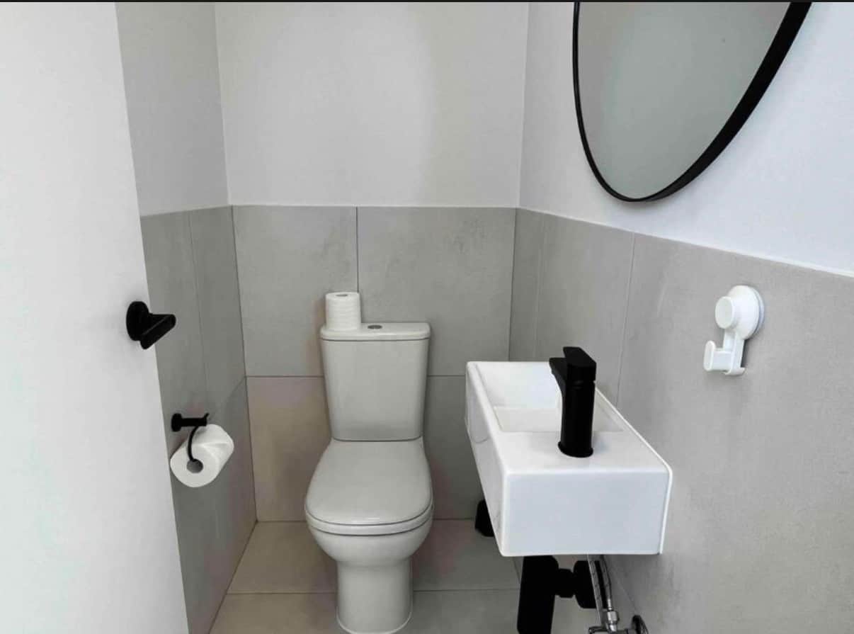 Seperate 3rd Toilet