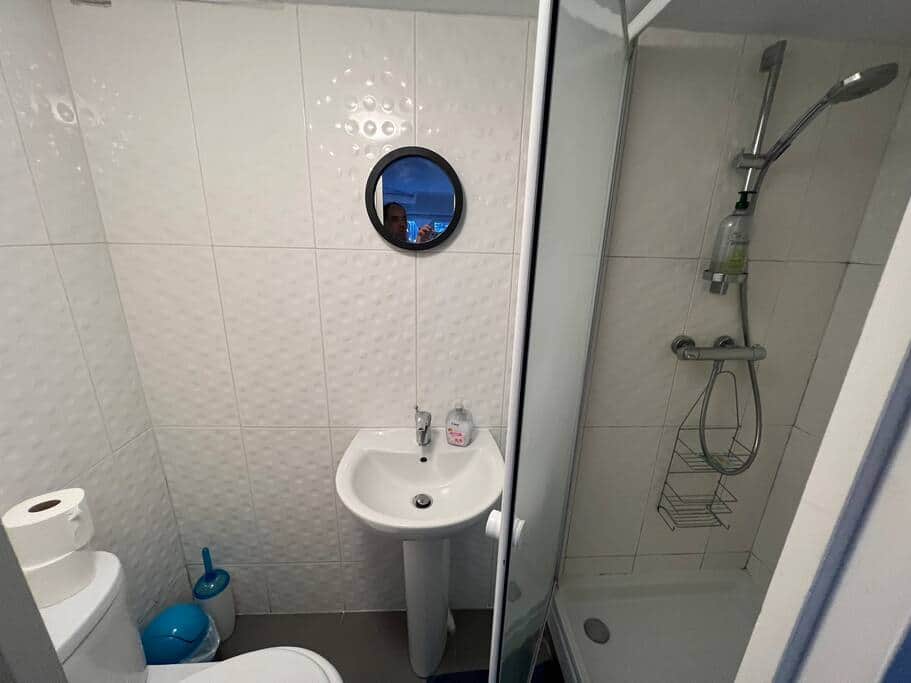Salle de Douche Entre Sol