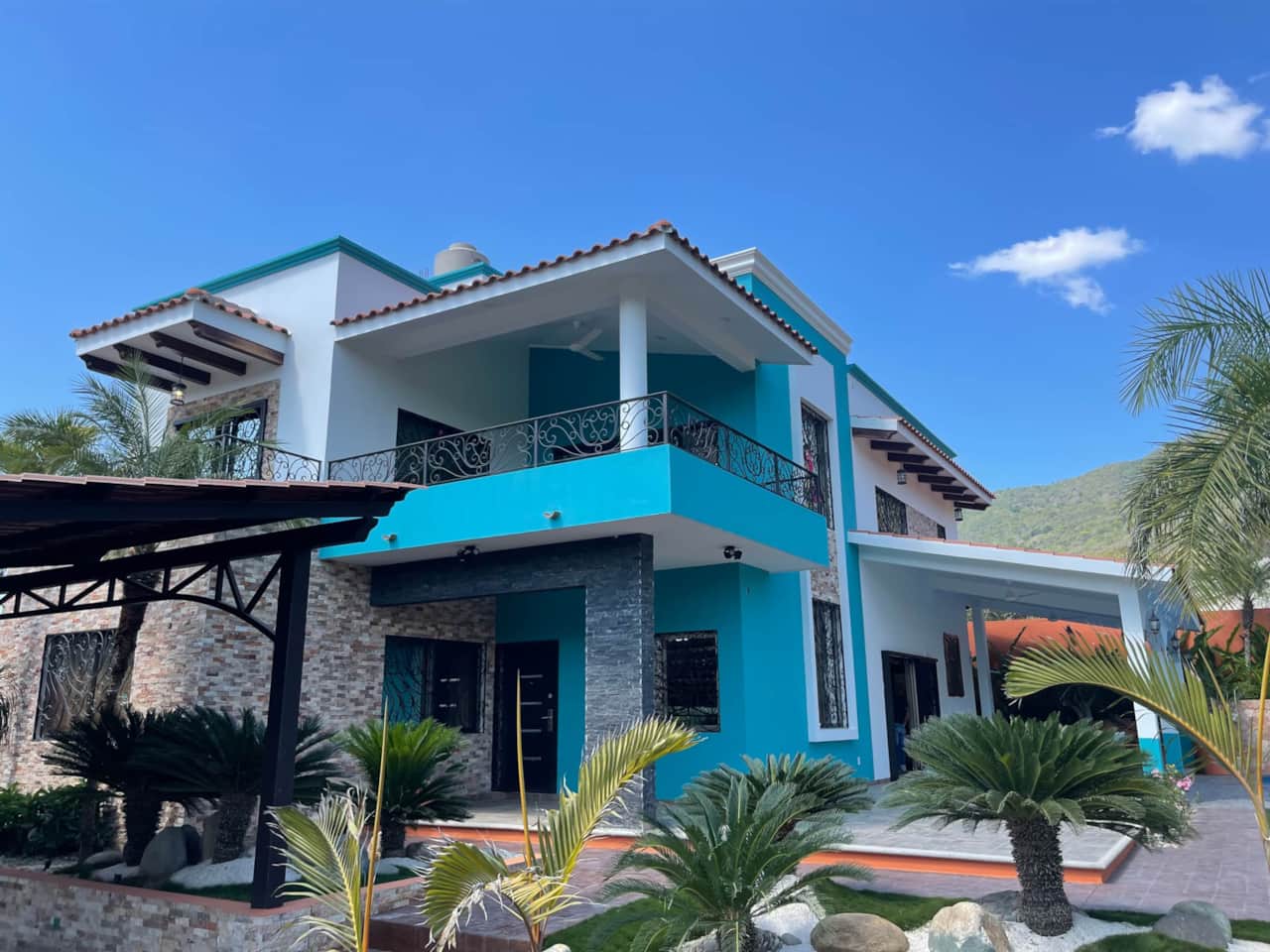 Outdoor Angle of House 