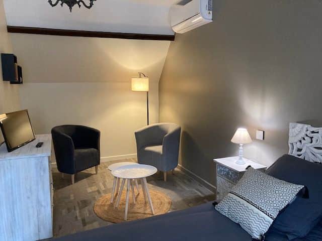 Petit salon