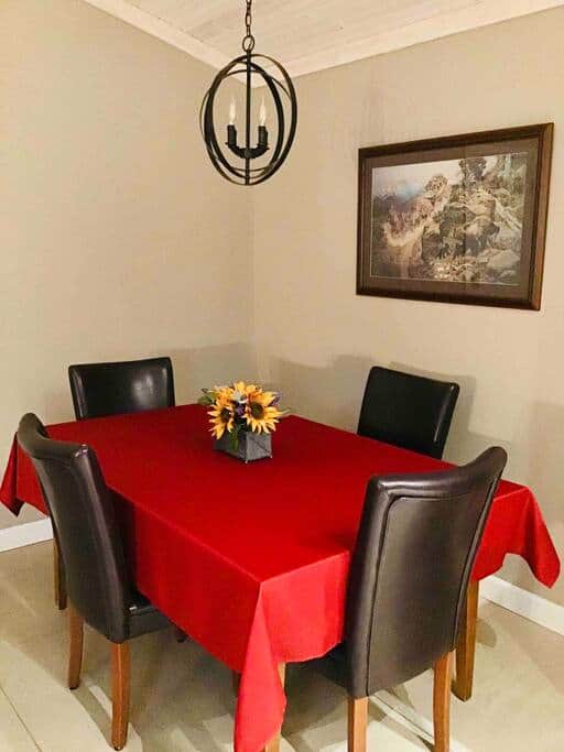 Dining Area Dining Area