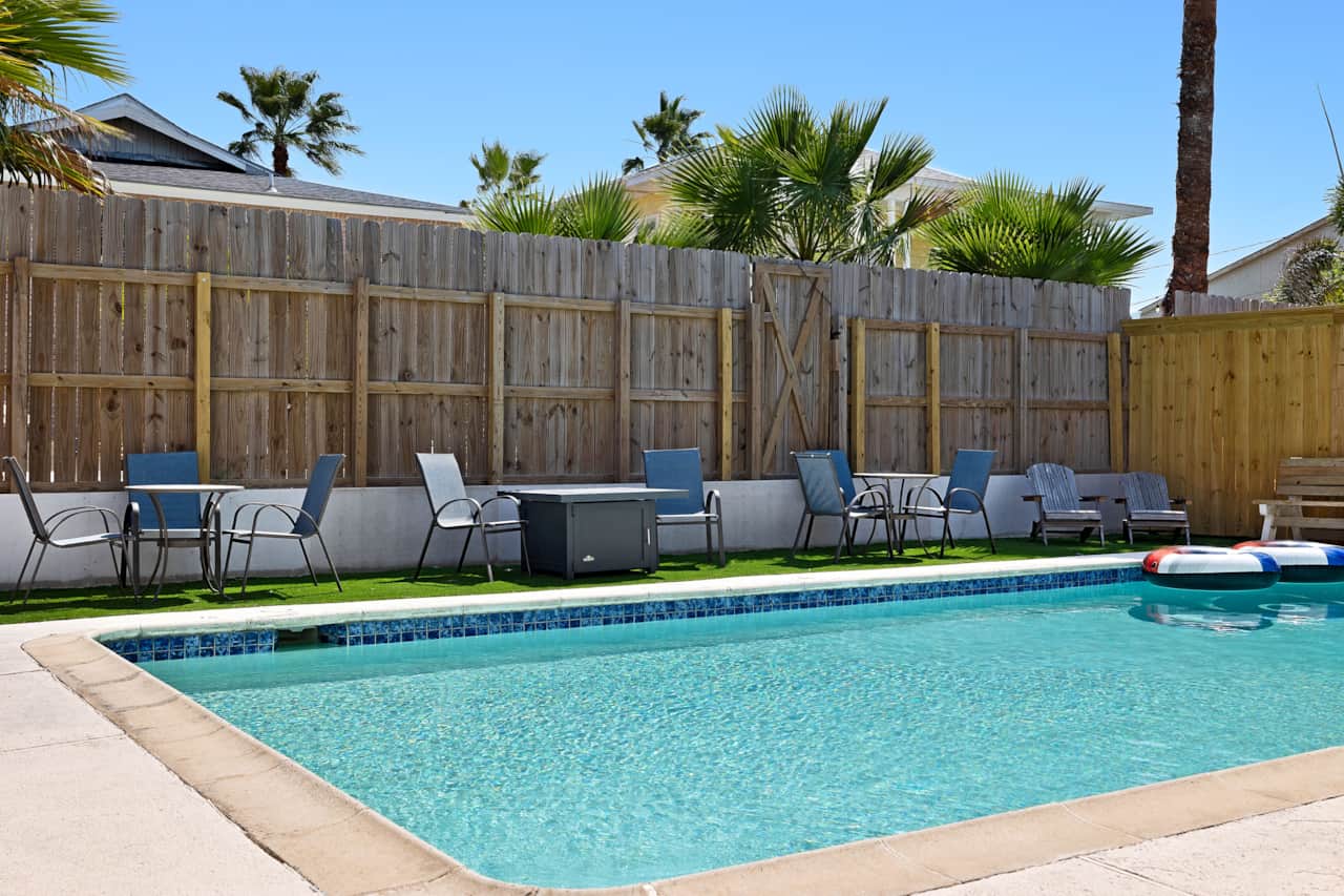 Pool 3