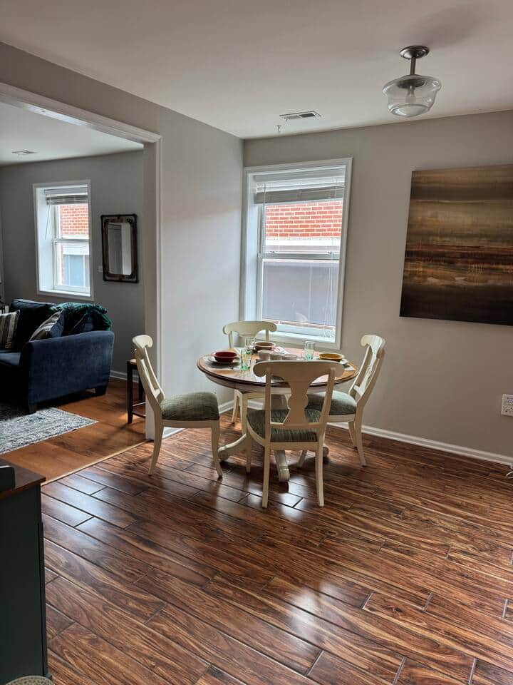 Table that comfortably seats four for meals and snacks. Table that comfortably seats four for meals and snacks.