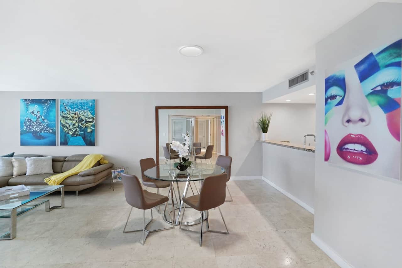 Good Morning Beautiful! (2 bedroom condo)