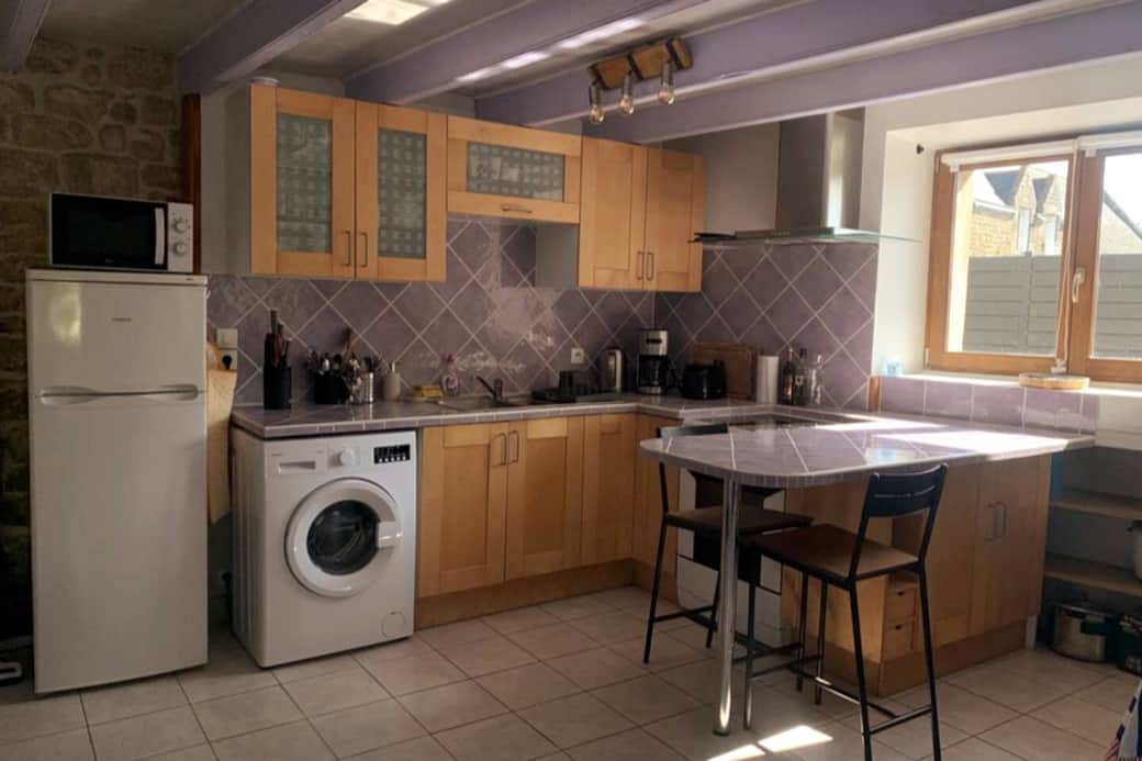 Cuisine équipée avec machine à laver