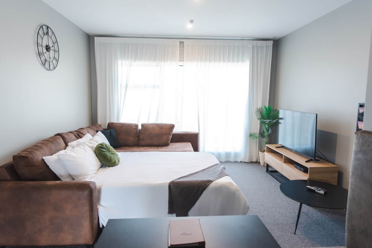 Pull out sofa bed