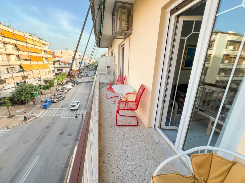 Front balcony lounge chair and table Front balcony lounge chair and table