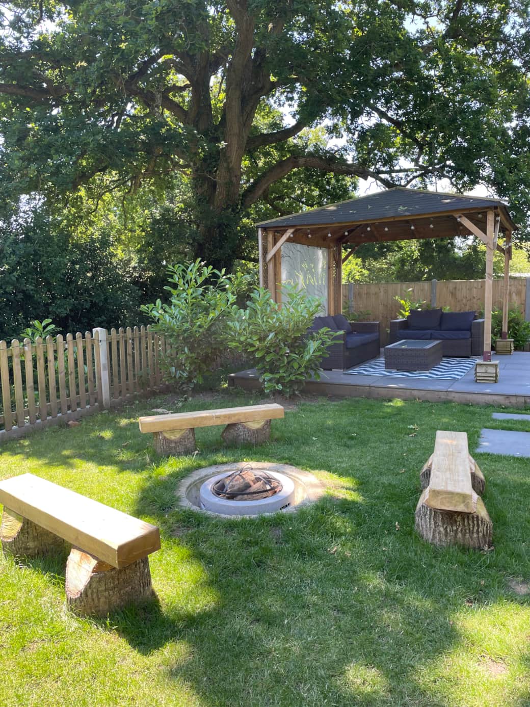 Firepit and pergola