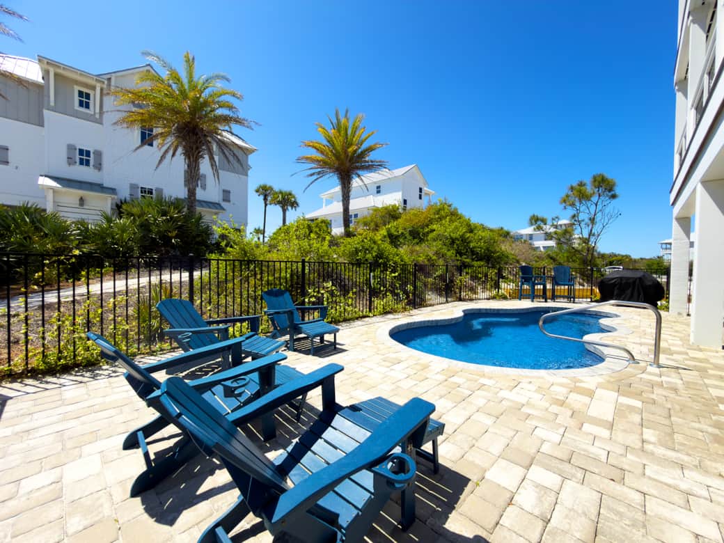Heated pool