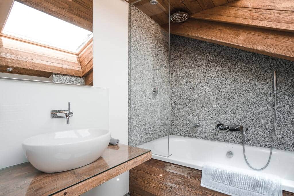 Master Bedroom En-suite