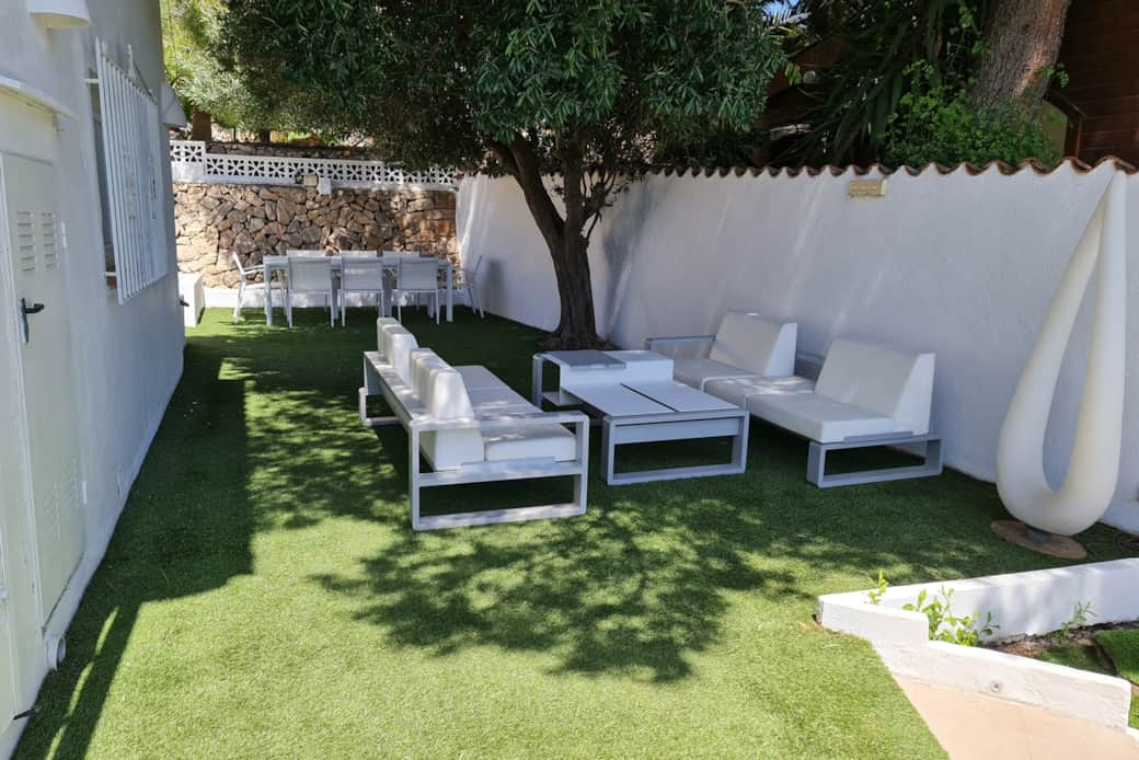 Outdoor living & Dinning day area