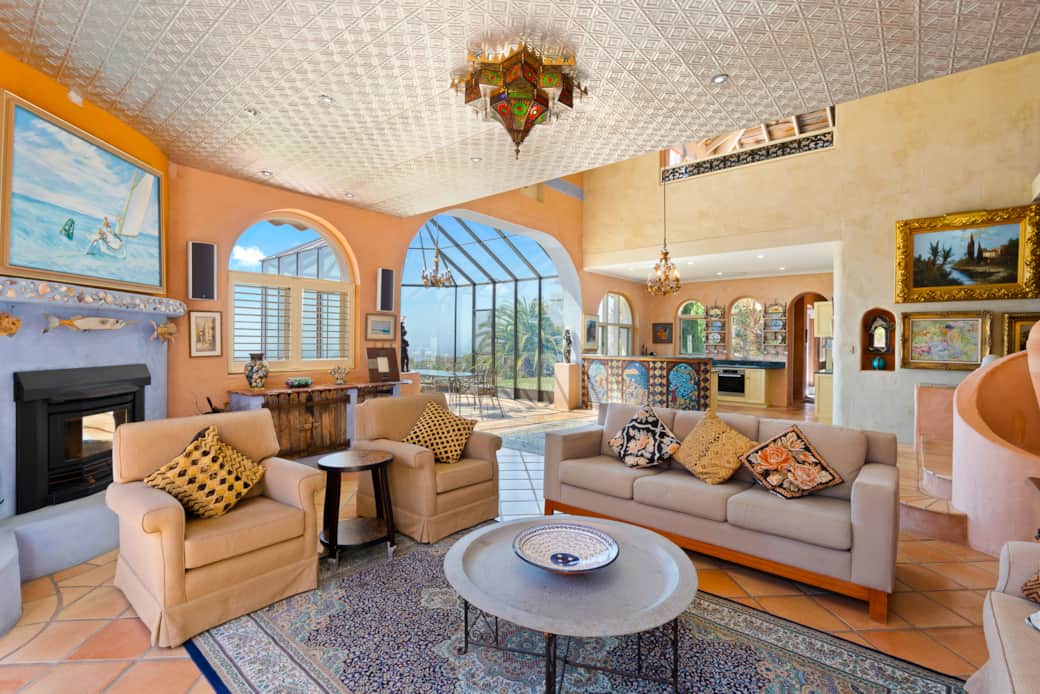 Main Living, Dining & Kitchen Main Living, Dining & Kitchen