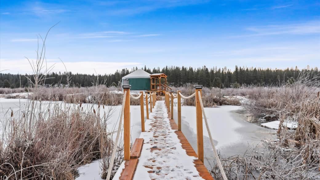 Yurt 2 Bridge Across Pond