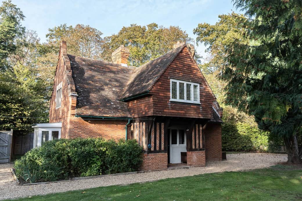 Front of cottage with large parking area for up to 3 cars
