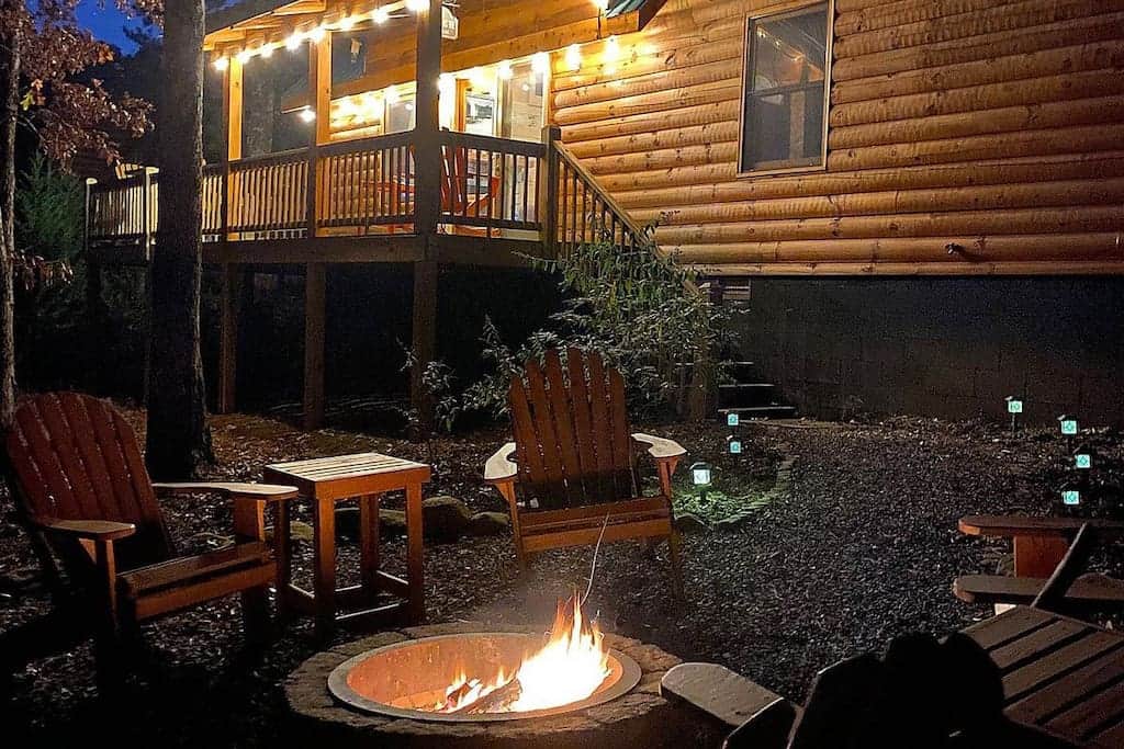 Bella Cabina Night Time Fire Pit