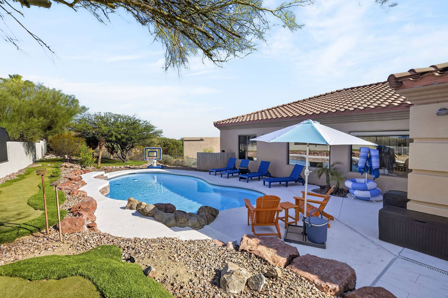 Saguaro Vista Retreat | 5 bedroom 4 bath with pool