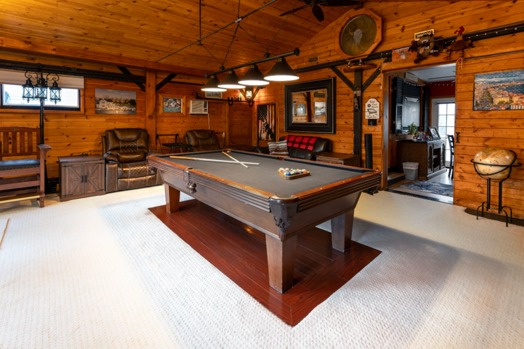 Entertainment Room