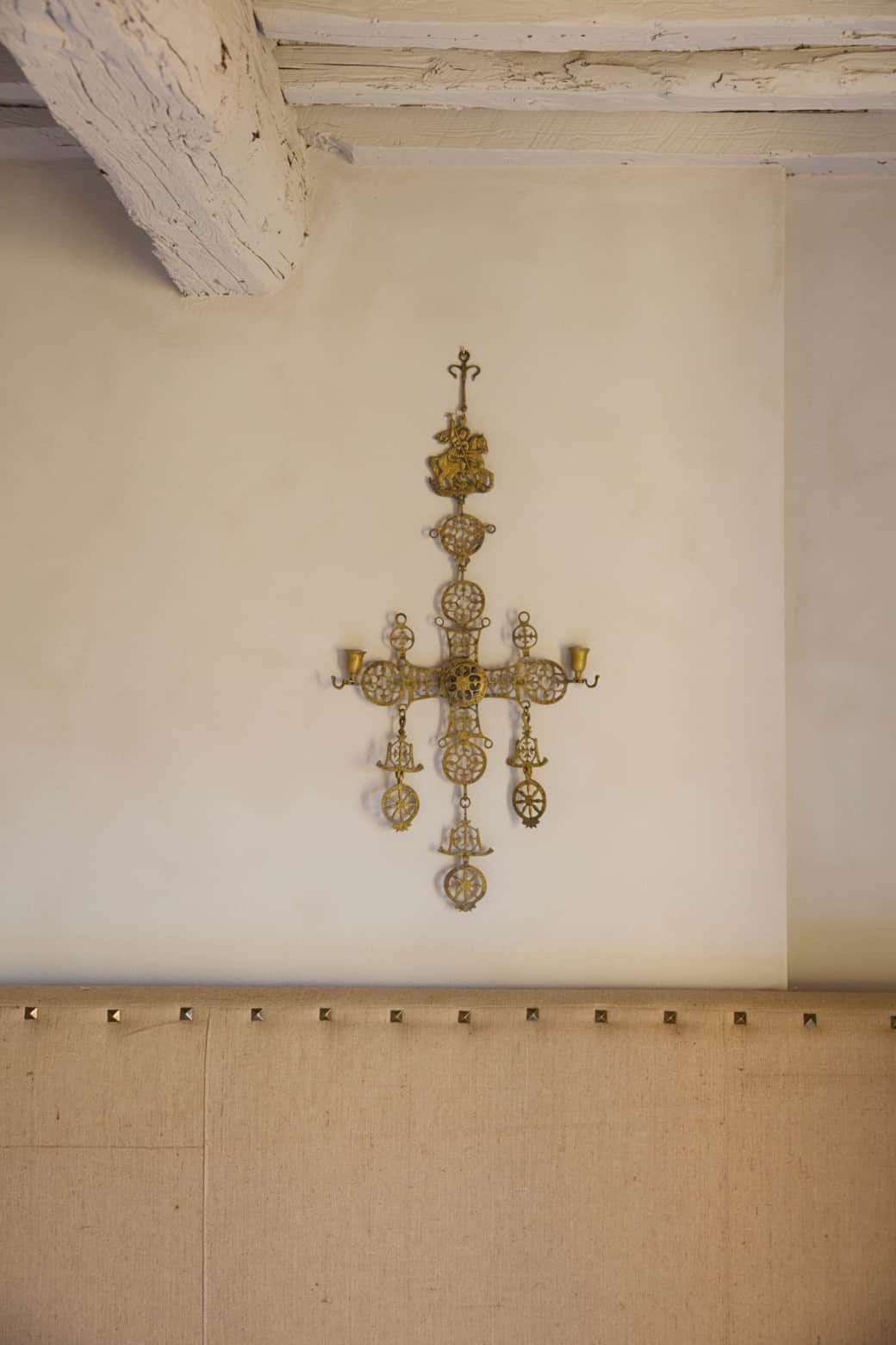 Queen Bedroom Detail
