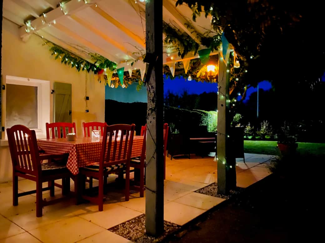 La Blatière - Farmhouse outdoor dining area