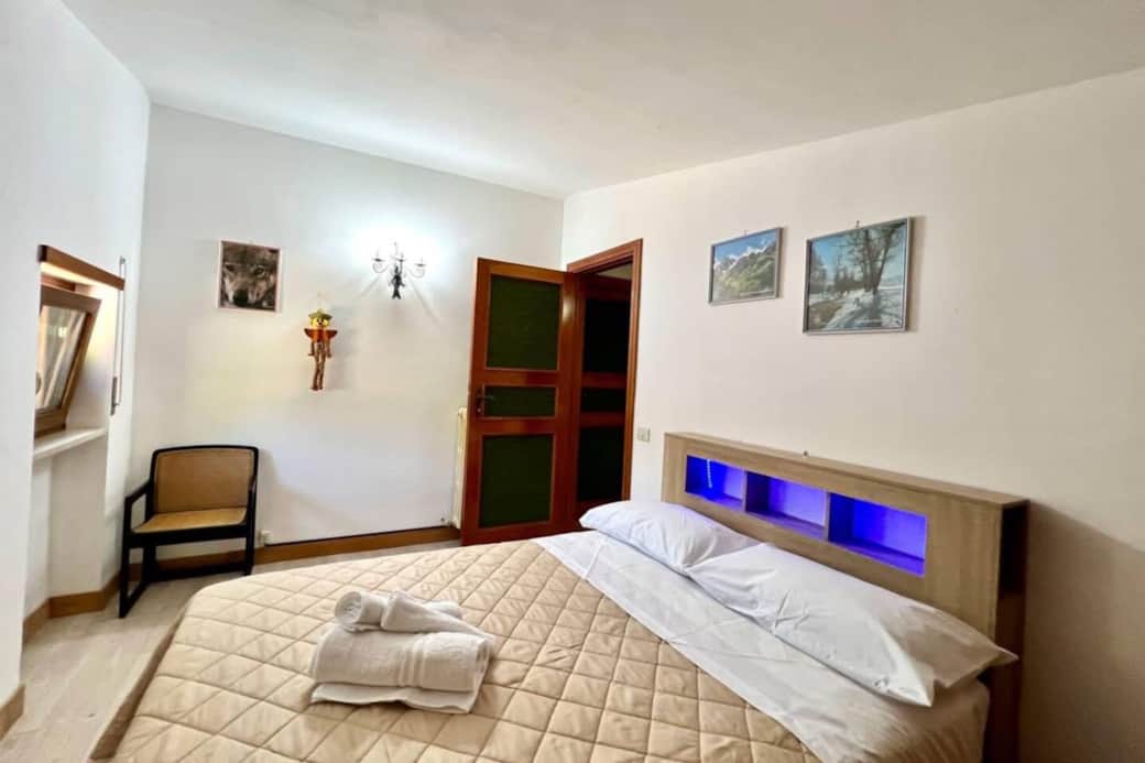 2 CAMERA LETTO FRANCESE