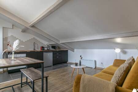 Salon avec coin repas Salon avec coin repas