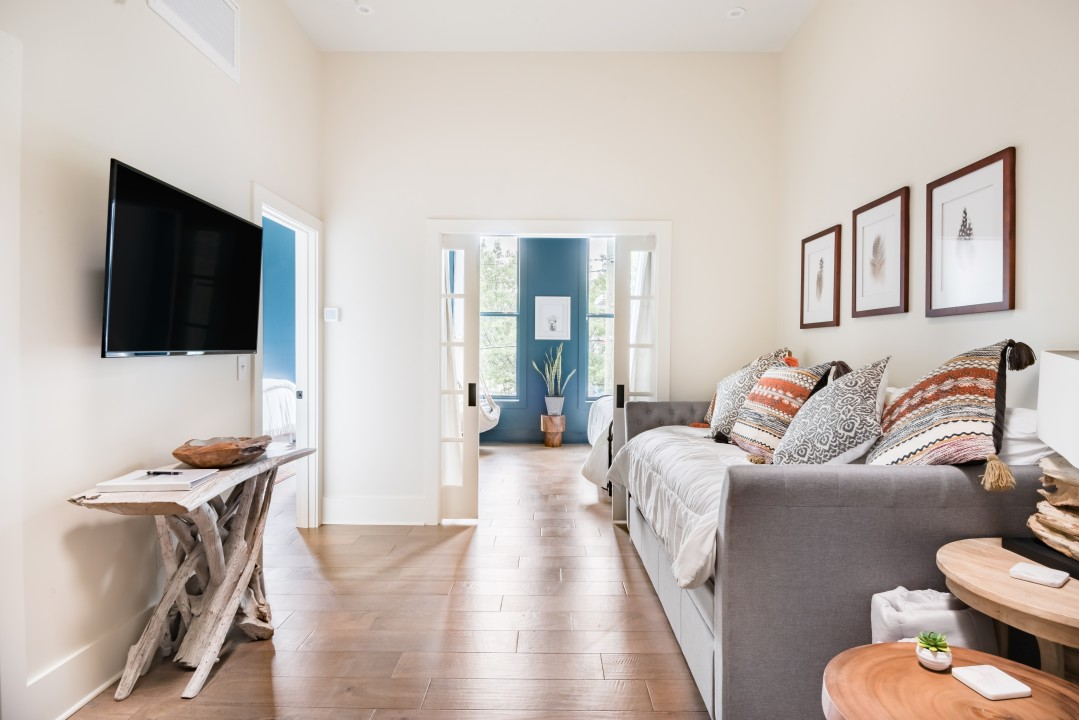 Relax Chattanooga Penthouse: Your Luxury Wellness Escape