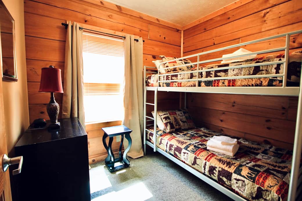 Nanook's Loggers Run - Bedroom 4 - Twin over Twin