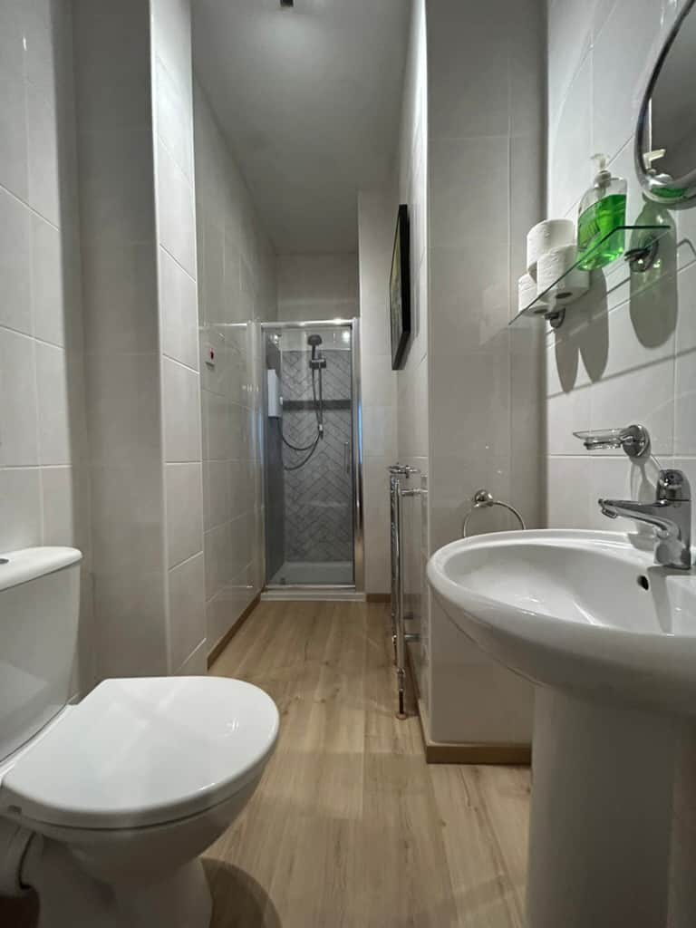 En-suite shower room