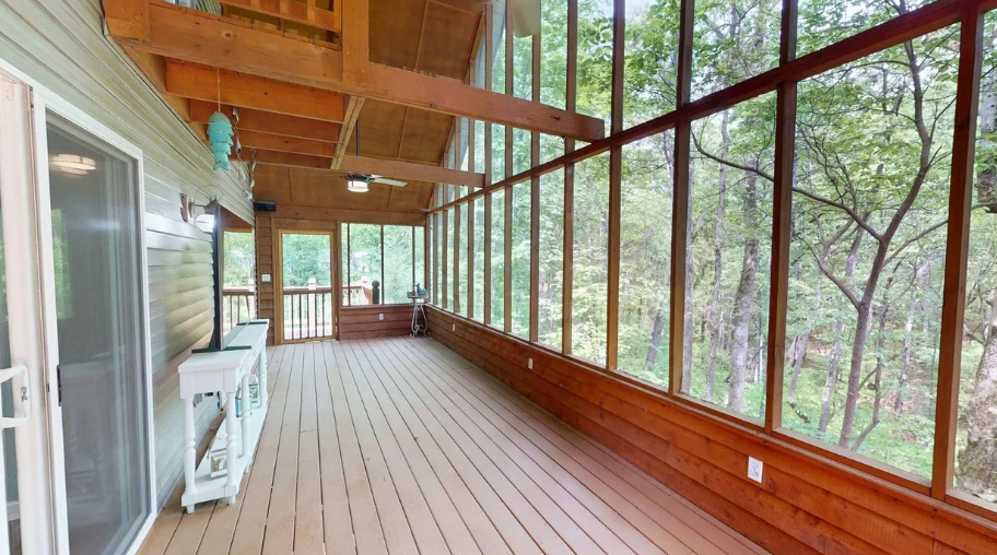 Screened Porch