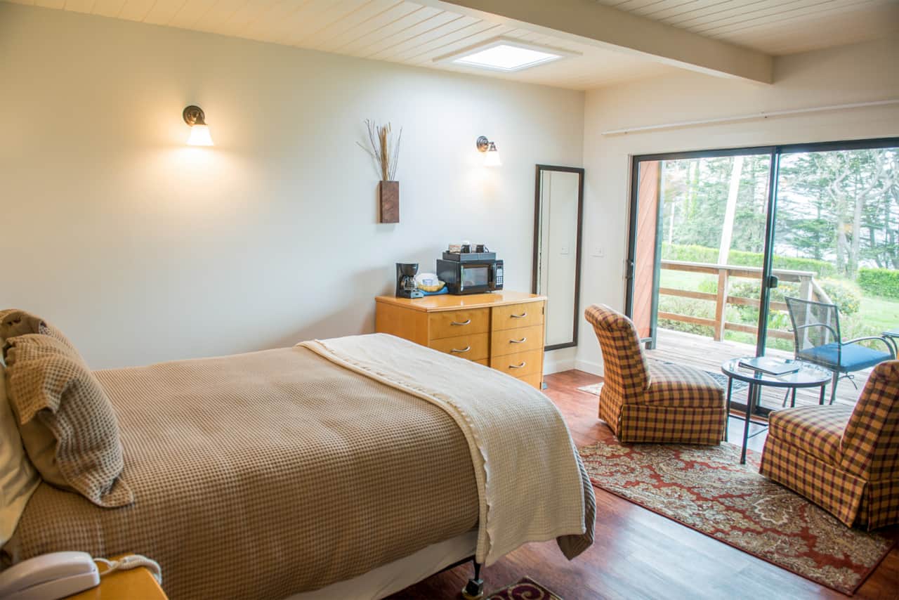 Sunset Room - Entry View