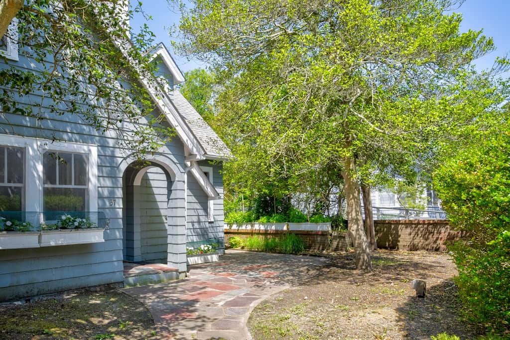 Front Yard
