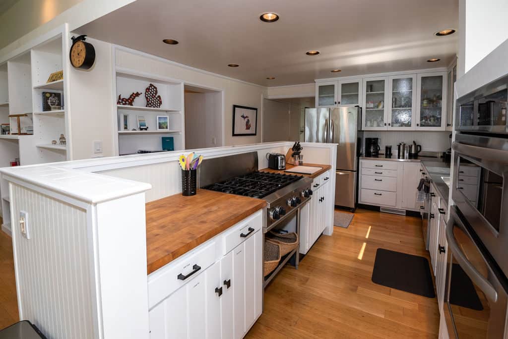 13 Main Home Kitchen 2 of 3