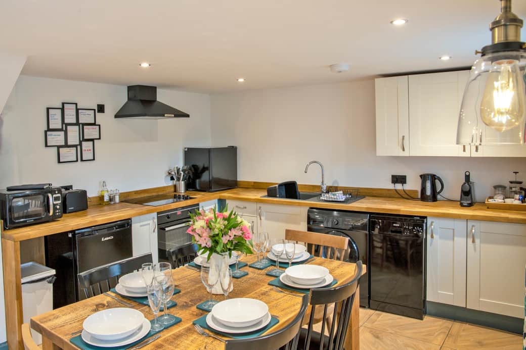 Dovedale kitchen 2