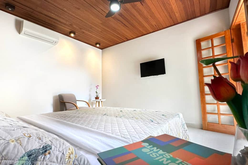 Foto de todo o quarto,Quarto Foto de todo o quarto,Quarto