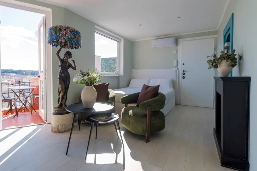 An elegant living space where light shapes the atmosphere.