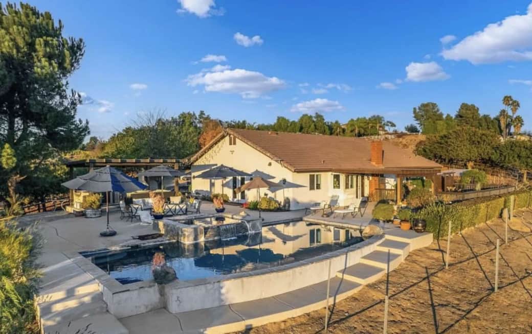 House3 J P G House3 J P G