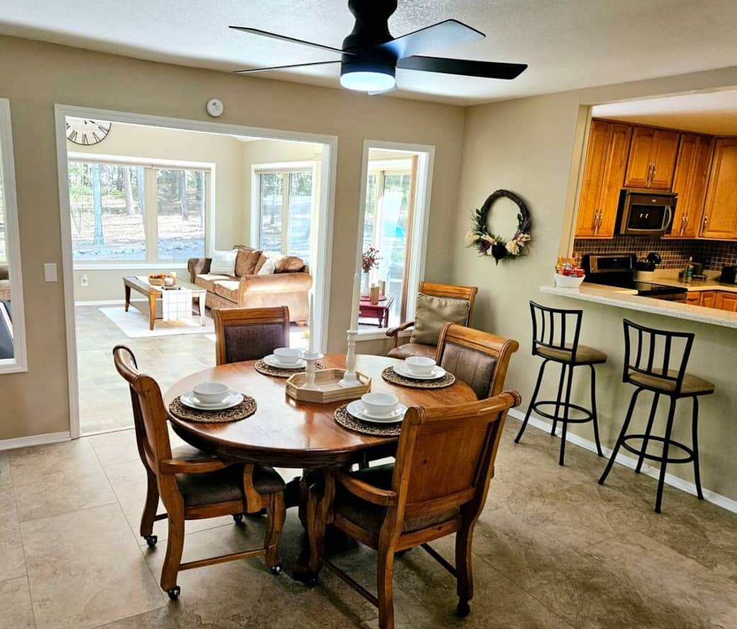 Pull up to the bar with additional seats. Pull up to the bar with additional seats.