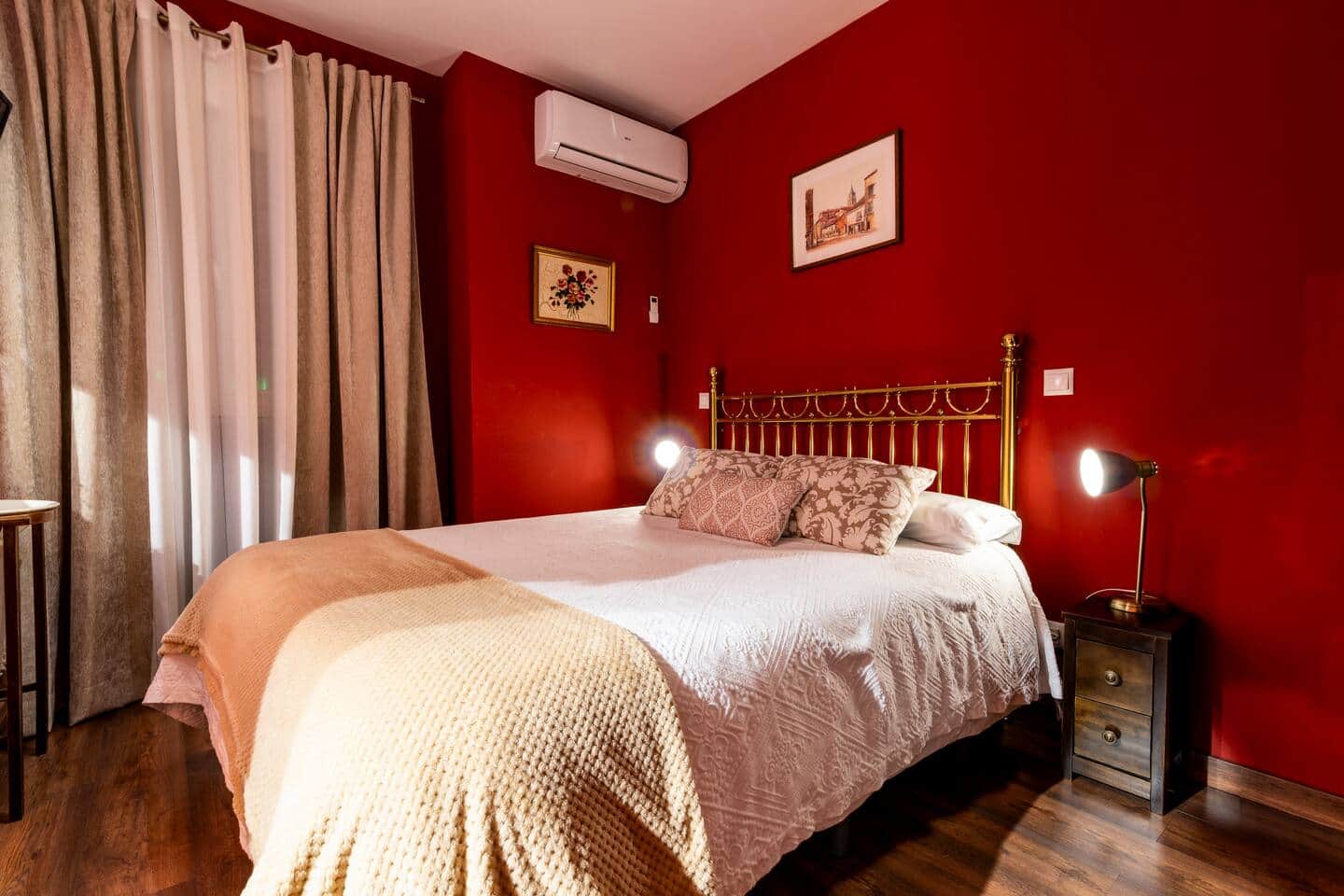Mikaela Vintage 5 estrellas Alcalá Centro — foto 8