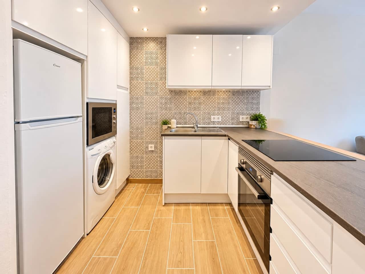 Fully equipped kitchen