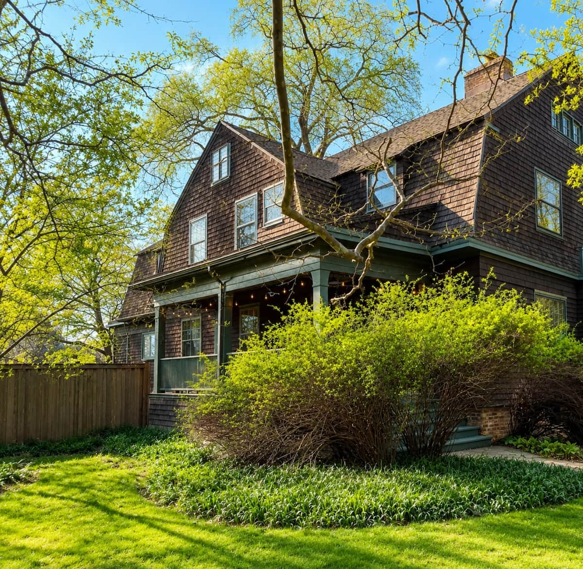 Myron Hunt–designed home in Evanston’s Historic Ridge district. One of only  22 Myron Hunt homes built in Evanston while sharing an office with Frank Lloyd Wright.