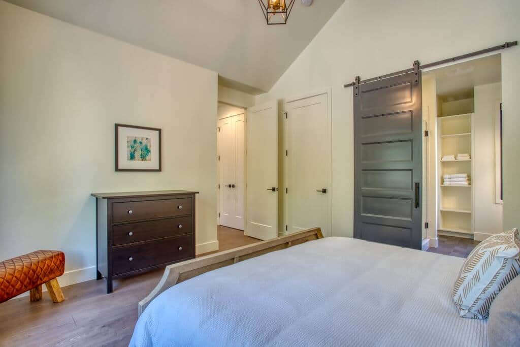 King Master Suite #2
