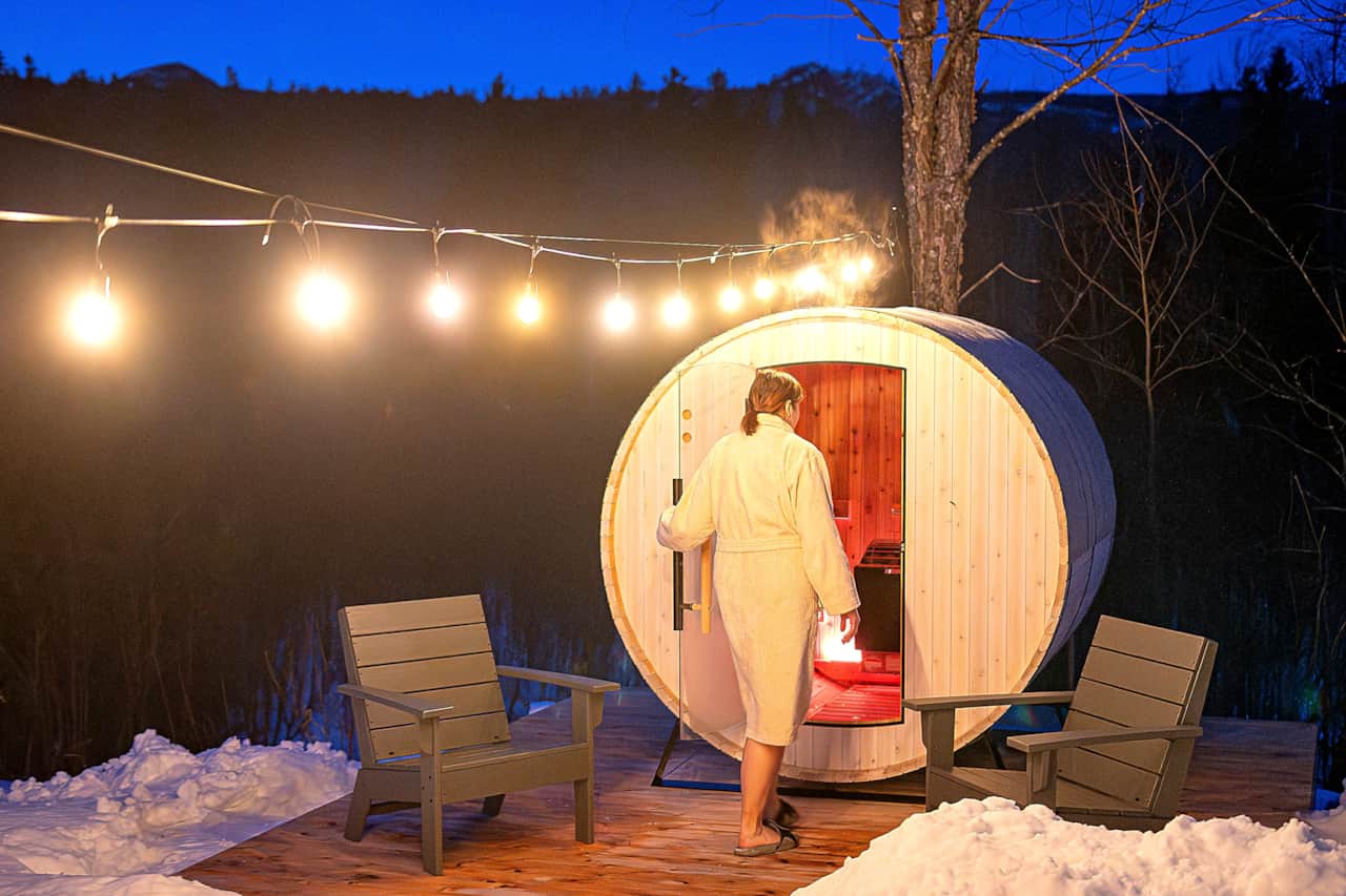 Our barrel sauna is a great way to unwind after an active day outside. It comfortably seats 4 adults